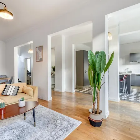 Big House - Parking Privee - Piscine - Wifi - Equipee Vila *