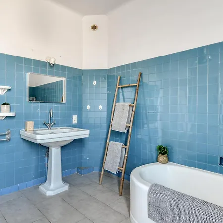 Big House - Parking Privee - Piscine - Wifi - Equipee * Carcassonne