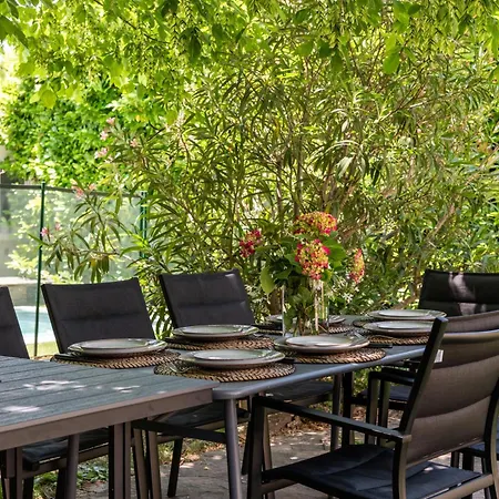 Villa Big House - Parking Privee - Piscine - Wifi - Equipee