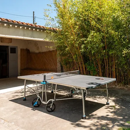 Vila Big House - Parking Privee - Piscine - Wifi - Equipee *