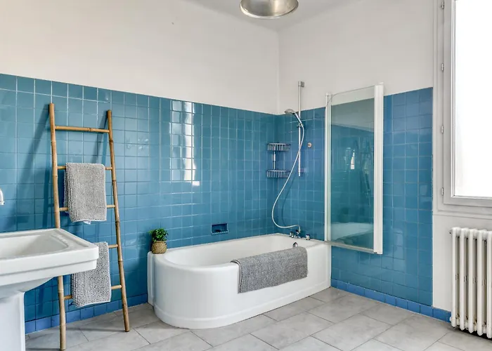 فيلة Big House - Parking Privee - Piscine - Wifi - Equipee قرقشونه