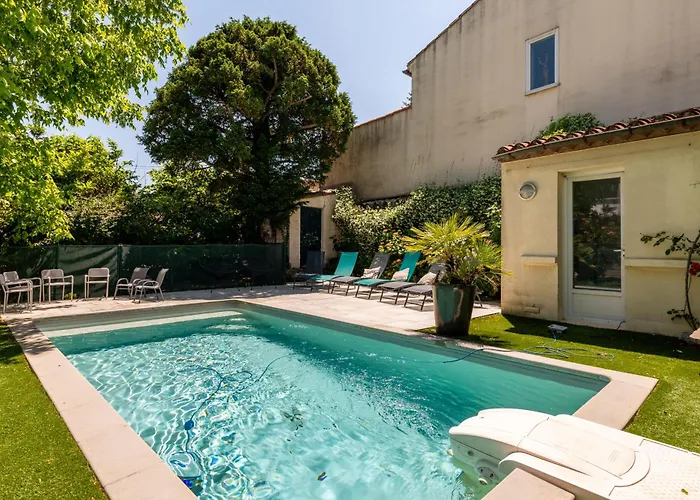 فيلة Big House - Parking Privee - Piscine - Wifi - Equipee